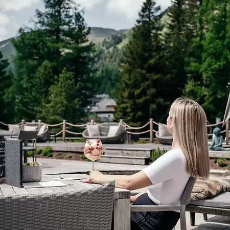 Hochschober 4* تراشر هوهه