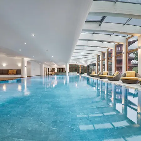 Hotel Hochschober 4*